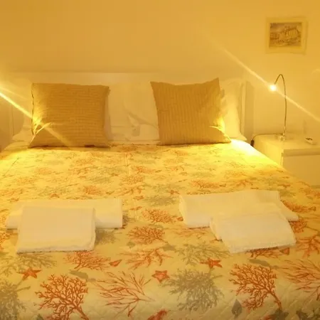 Piazza Dante Apartment.