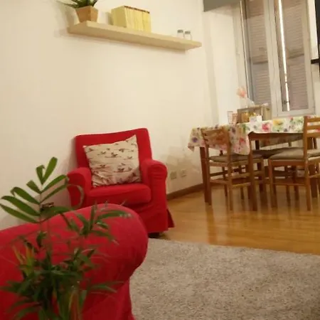 Piazza Dante Apartment.