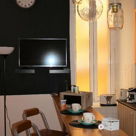 Piazza Dante Apartment. * Rome